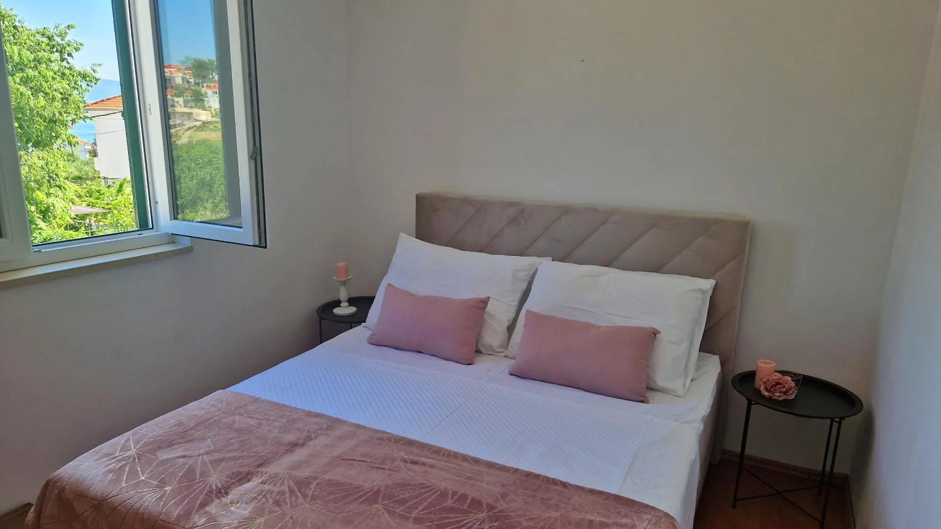 Holiday Home Nino With Private Pool Slatine Kroatië